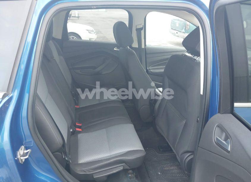 Photo 8 of 2017 Ford Escape SE (VIN 1FMCU9GD9HUD02756)