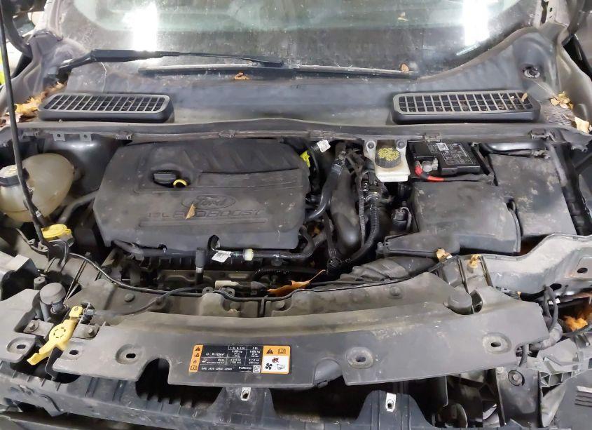 Photo 10 of 2017 Ford Escape SE (VIN 1FMCU9GD9HUD30377)