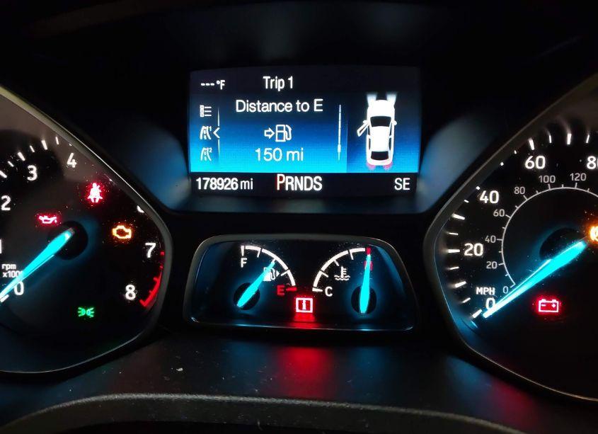 Photo 7 of 2017 Ford Escape SE (VIN 1FMCU9GD9HUD30377)