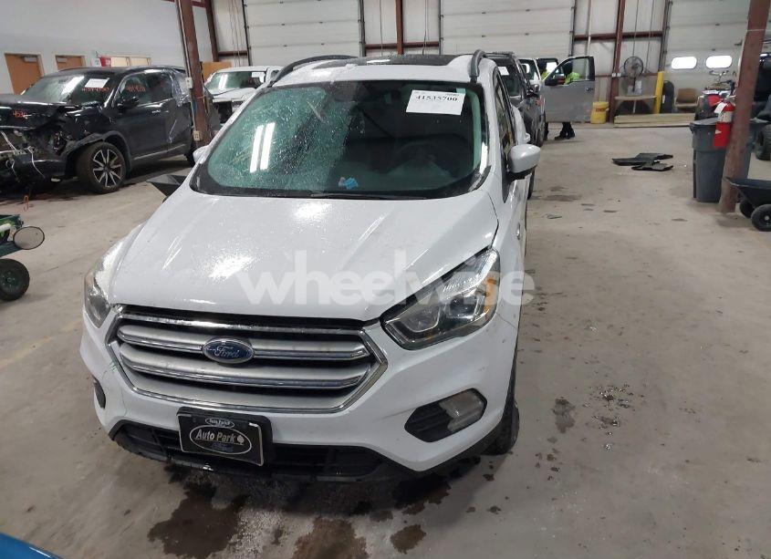 Photo 12 of 2017 Ford Escape SE (VIN 1FMCU9GD9HUD87713)