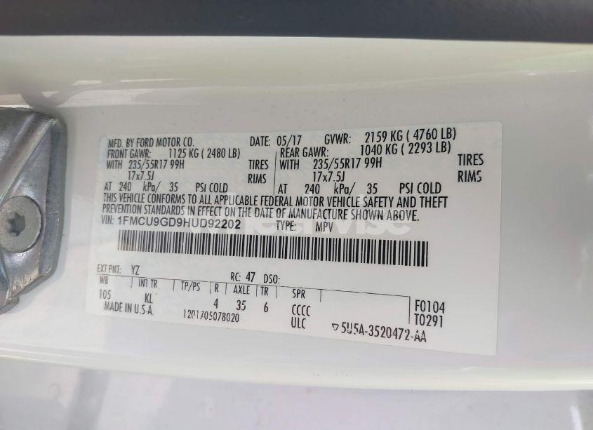 Photo 9 of 2017 Ford Escape SE (VIN 1FMCU9GD9HUD92202)