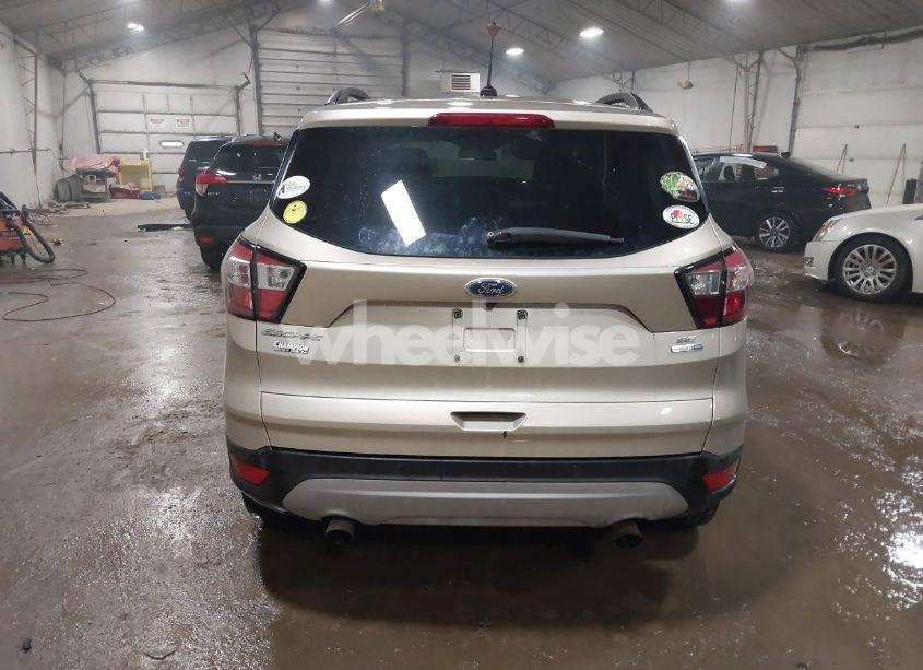 Photo 16 of 2017 Ford Escape SE (VIN 1FMCU9GD9HUE03991)