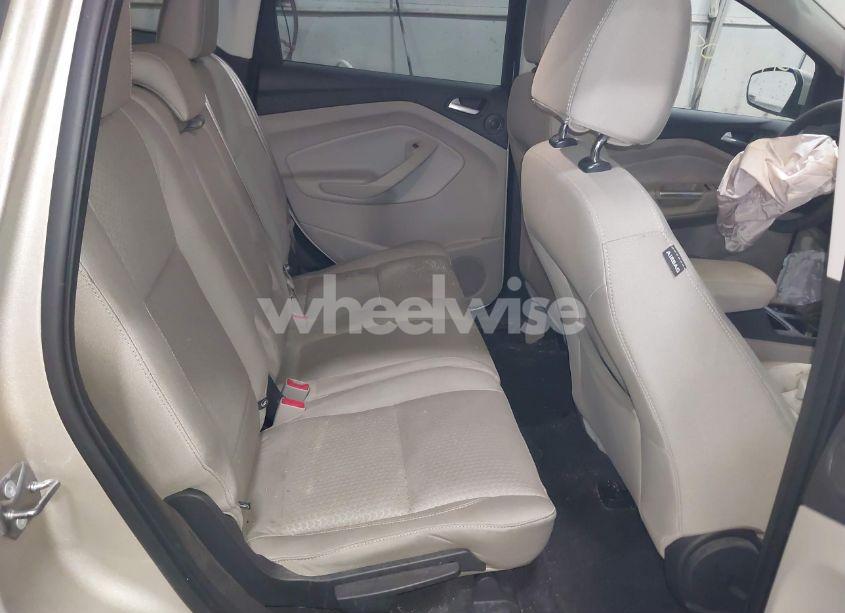 Photo 8 of 2017 Ford Escape SE (VIN 1FMCU9GD9HUE03991)