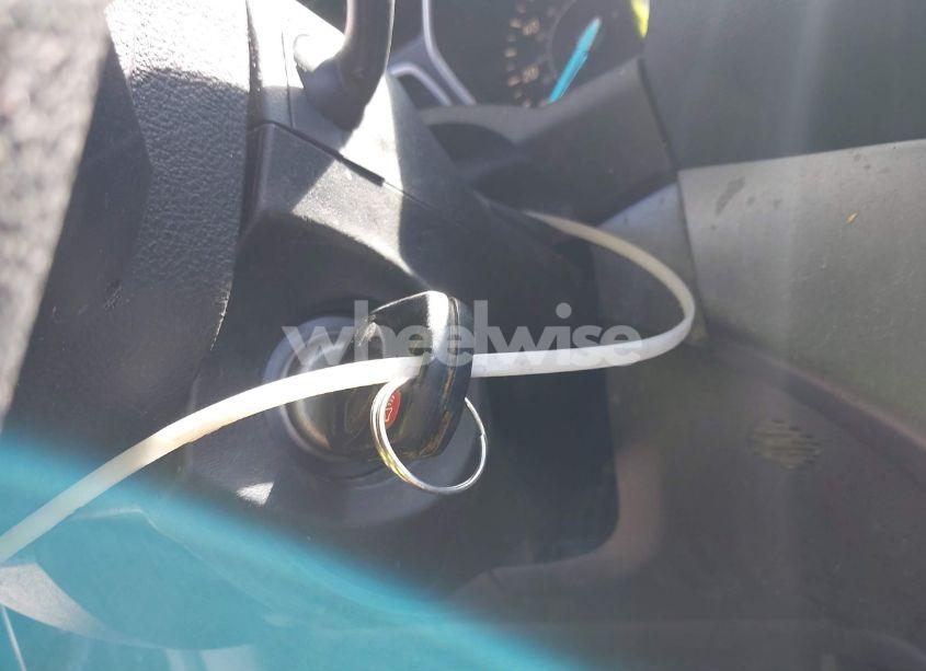 Photo 11 of 2017 Ford Escape SE (VIN 1FMCU9GD9HUE13825)