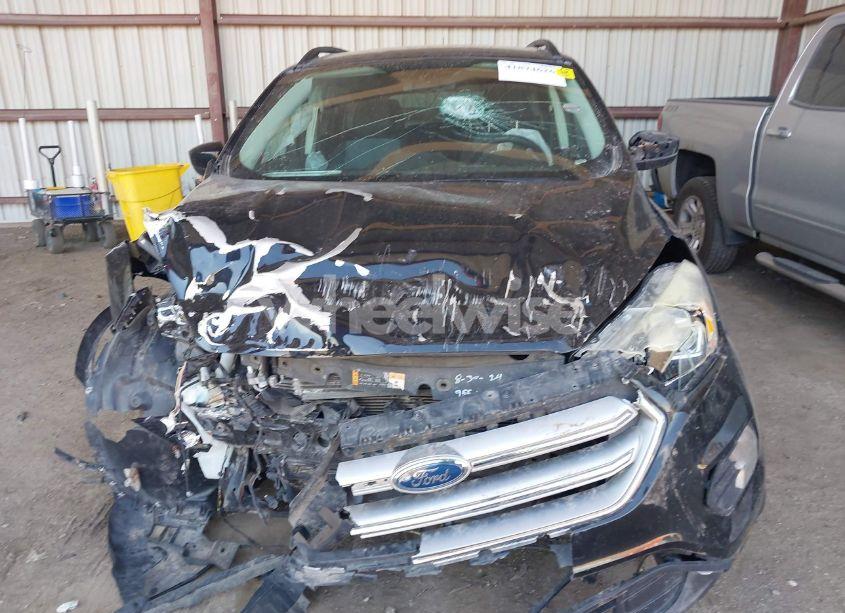 Photo 12 of 2017 Ford Escape SE (VIN 1FMCU9GD9HUE56044)