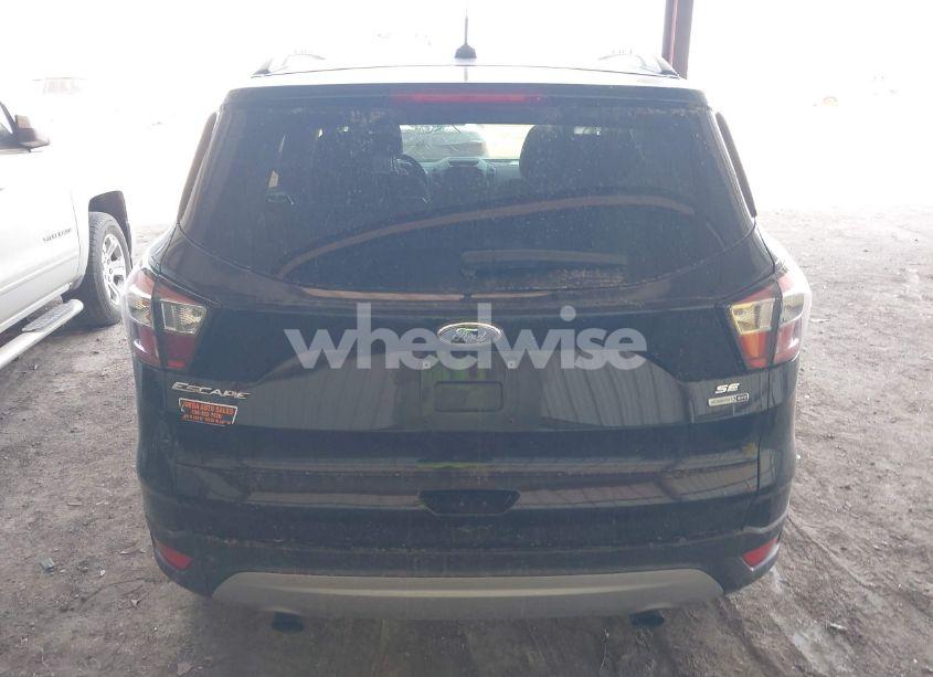 Photo 16 of 2017 Ford Escape SE (VIN 1FMCU9GD9HUE56044)