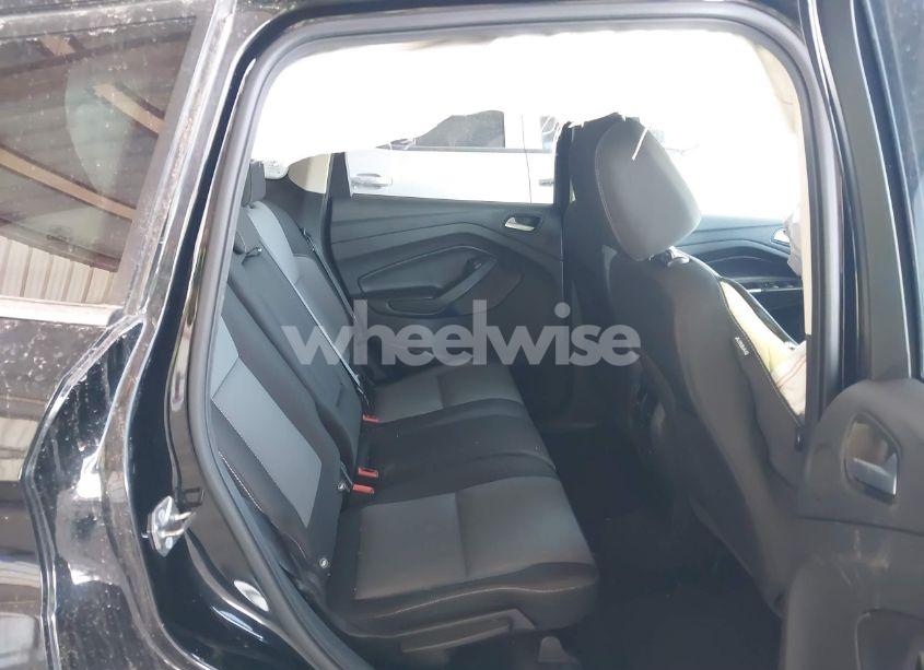 Photo 8 of 2017 Ford Escape SE (VIN 1FMCU9GD9HUE56044)