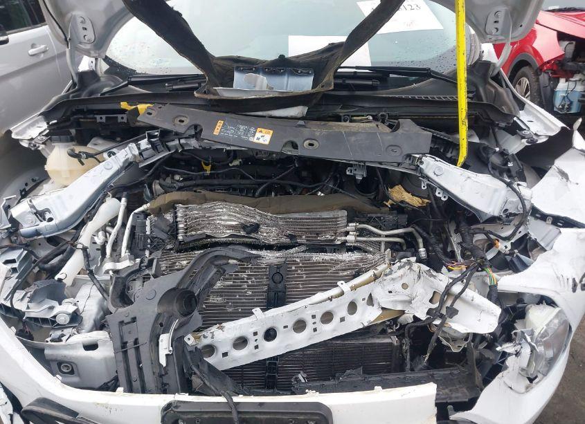 Photo 10 of 2017 Ford Escape SE (VIN 1FMCU9GD9HUE61373)