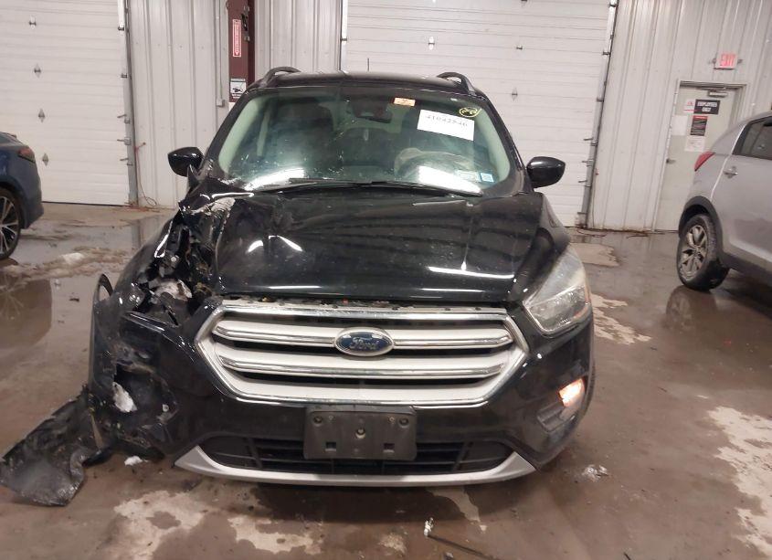 Photo 12 of 2018 Ford Escape SE (VIN 1FMCU9GD9JUA28870)