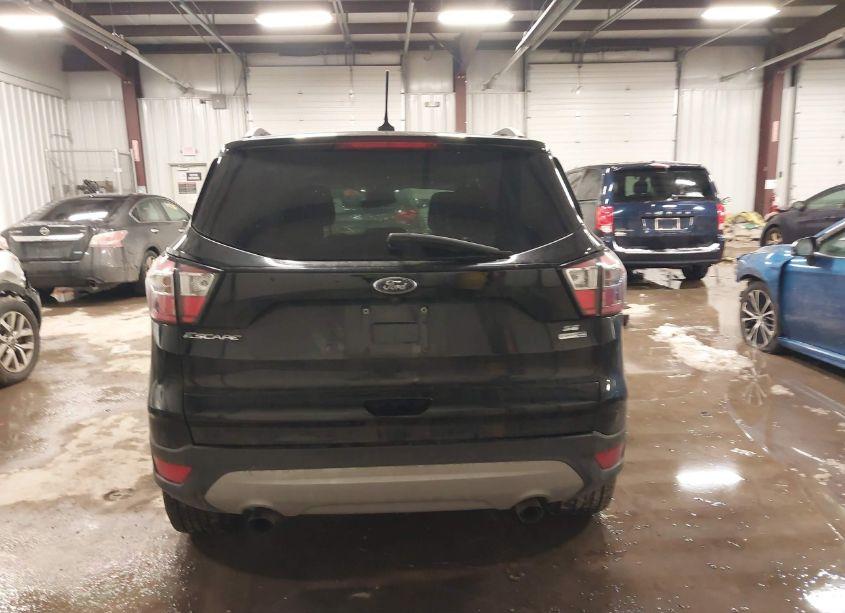 Photo 16 of 2018 Ford Escape SE (VIN 1FMCU9GD9JUA28870)