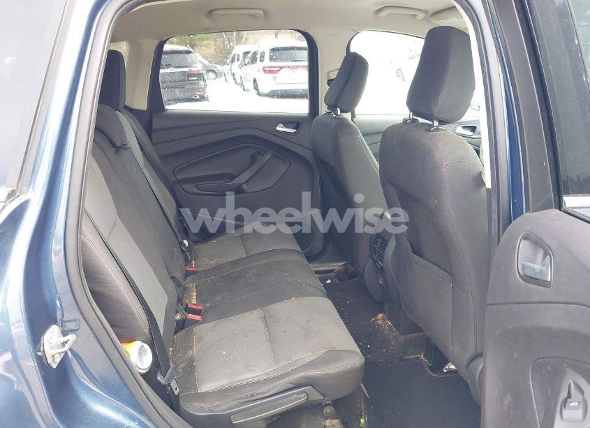 Photo 8 of 2018 Ford Escape SE (VIN 1FMCU9GD9JUA38671)