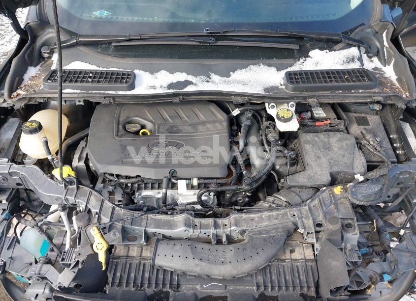 Photo 10 of 2018 Ford Escape SE (VIN 1FMCU9GD9JUA42218)