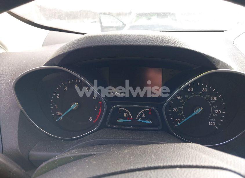 Photo 7 of 2018 Ford Escape SE (VIN 1FMCU9GD9JUA42218)