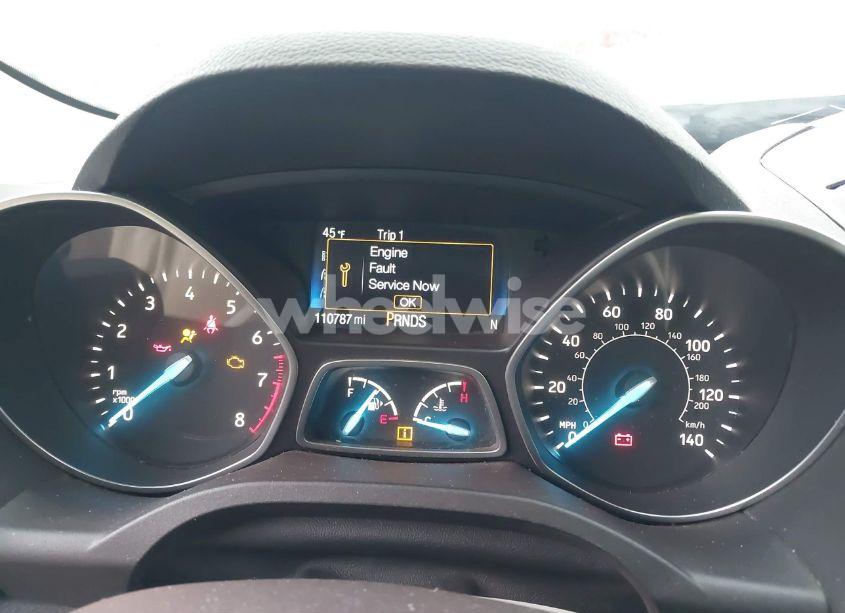 Photo 7 of 2018 Ford Escape SE (VIN 1FMCU9GD9JUA46513)