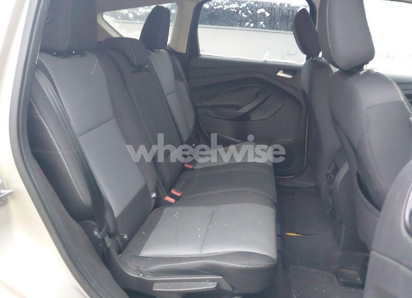 Photo 8 of 2018 Ford Escape SE (VIN 1FMCU9GD9JUB54016)