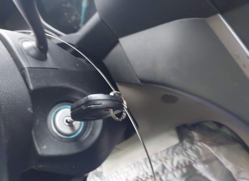 Photo 11 of 2018 Ford Escape SE (VIN 1FMCU9GD9JUB69163)