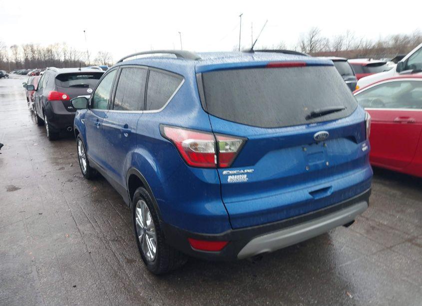 Photo 3 of 2018 Ford Escape SE (VIN 1FMCU9GD9JUB69163)
