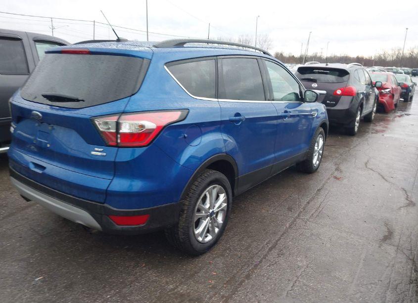 Photo 4 of 2018 Ford Escape SE (VIN 1FMCU9GD9JUB69163)