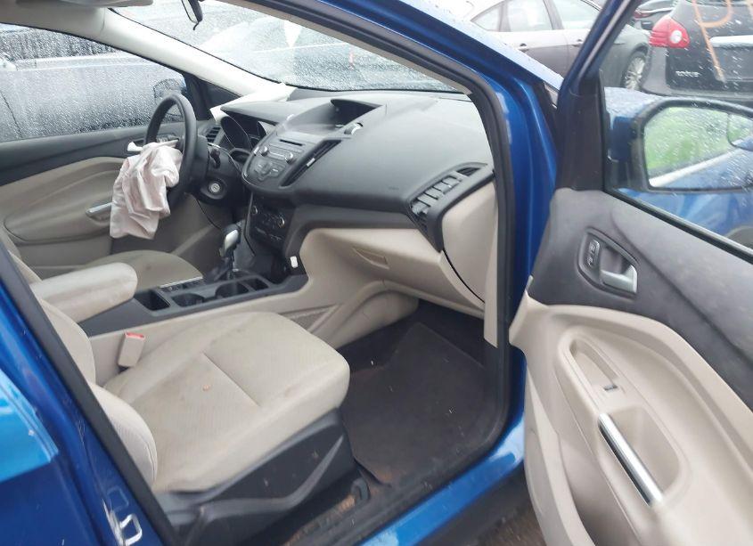 Photo 5 of 2018 Ford Escape SE (VIN 1FMCU9GD9JUB69163)