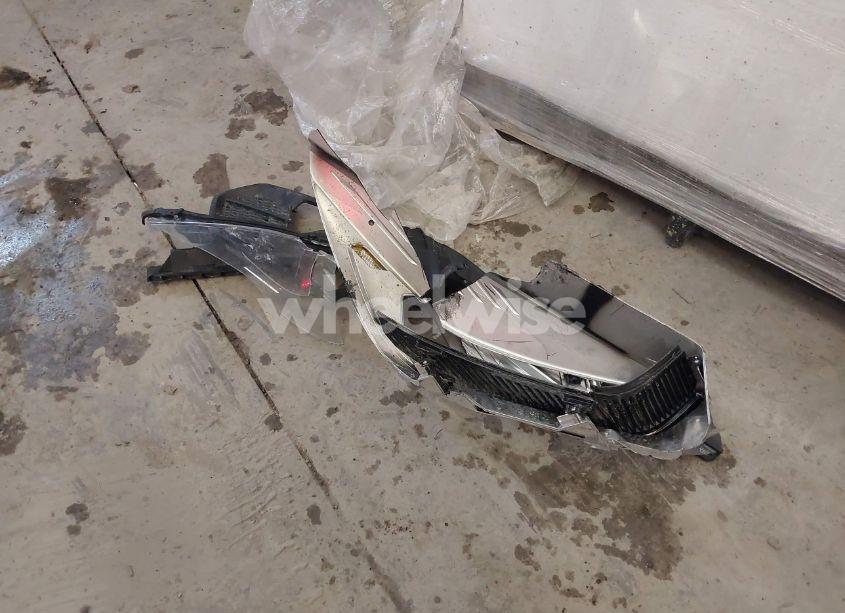 Photo 12 of 2018 Ford Escape SE (VIN 1FMCU9GD9JUB92832)