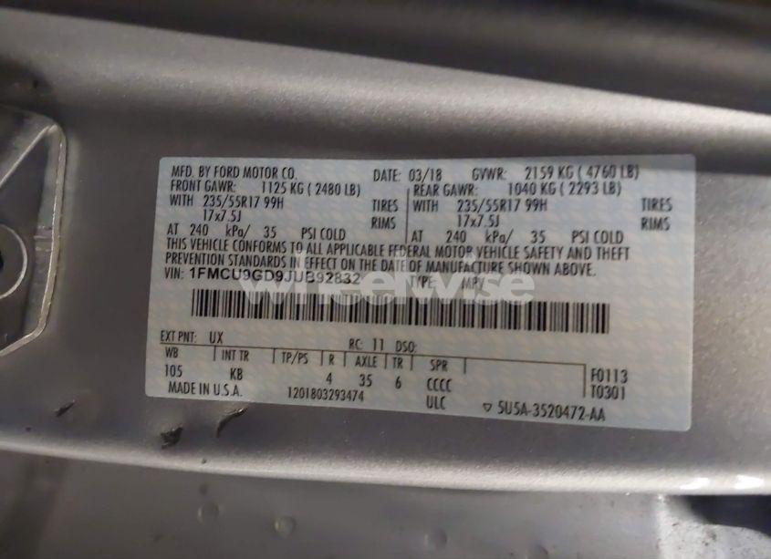 Photo 9 of 2018 Ford Escape SE (VIN 1FMCU9GD9JUB92832)