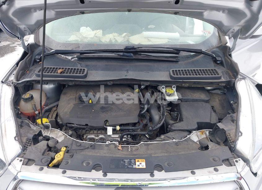 Photo 10 of 2018 Ford Escape SE (VIN 1FMCU9GD9JUD06408)