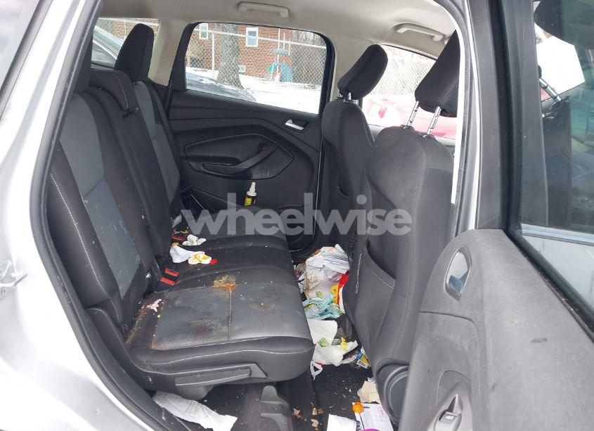 Photo 8 of 2018 Ford Escape SE (VIN 1FMCU9GD9JUD06408)