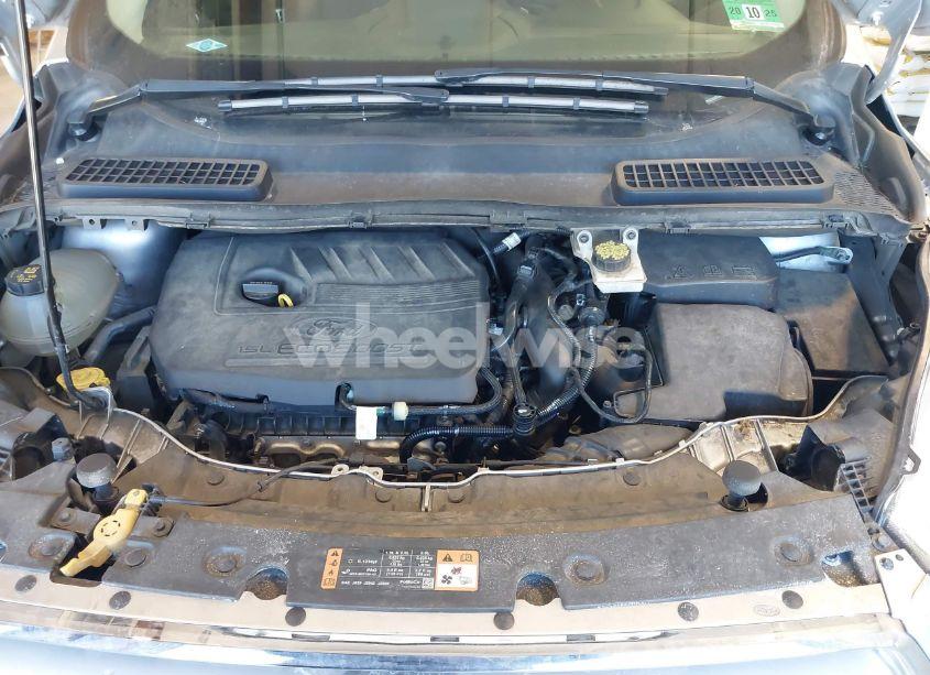 Photo 10 of 2018 Ford Escape SE (VIN 1FMCU9GD9JUD12113)