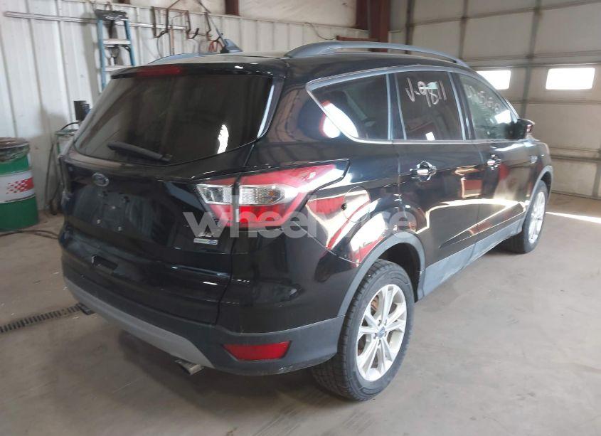 Photo 4 of 2018 Ford Escape SE (VIN 1FMCU9GD9JUD49811)