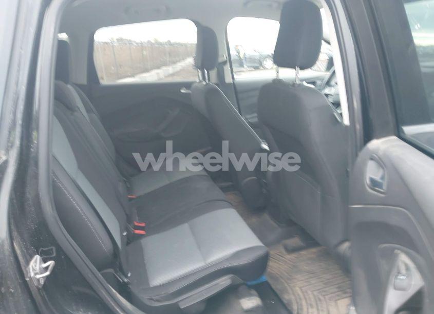 Photo 8 of 2018 Ford Escape SE (VIN 1FMCU9GD9JUD49811)