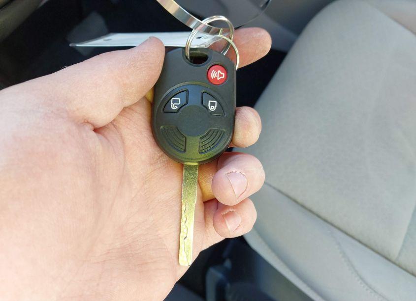 Photo 11 of 2018 Ford Escape SE (VIN 1FMCU9GD9JUD51798)