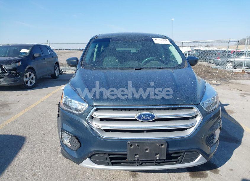 Photo 12 of 2019 Ford Escape SE (VIN 1FMCU9GD9KUB14228)