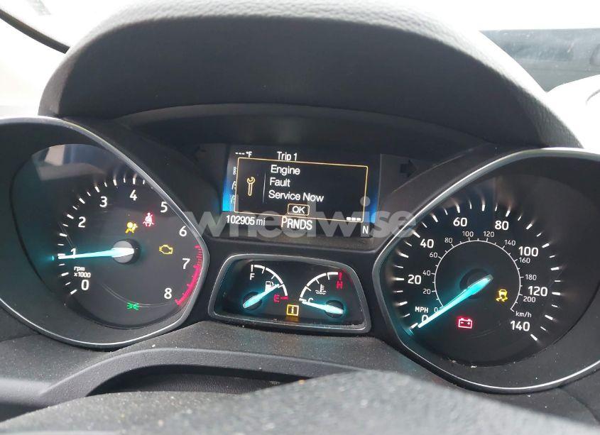 Photo 7 of 2019 Ford Escape SE (VIN 1FMCU9GD9KUC53338)