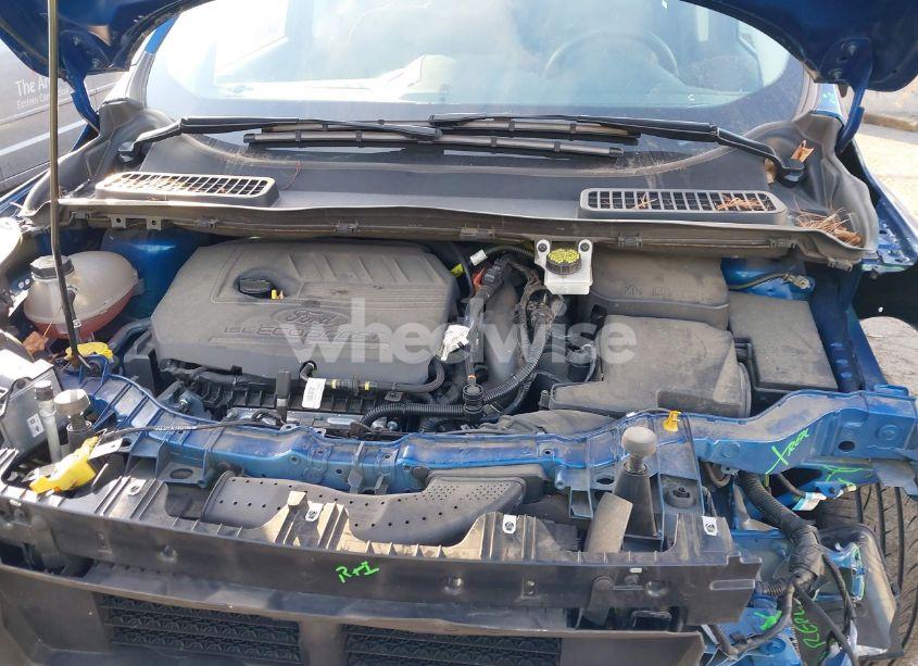 Photo 10 of 2017 Ford Escape SE (VIN 1FMCU9GDXHUA07102)