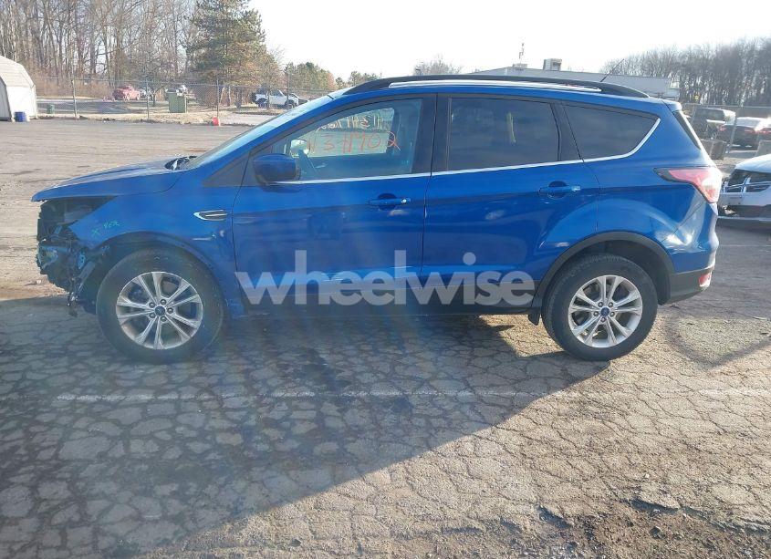Photo 14 of 2017 Ford Escape SE (VIN 1FMCU9GDXHUA07102)