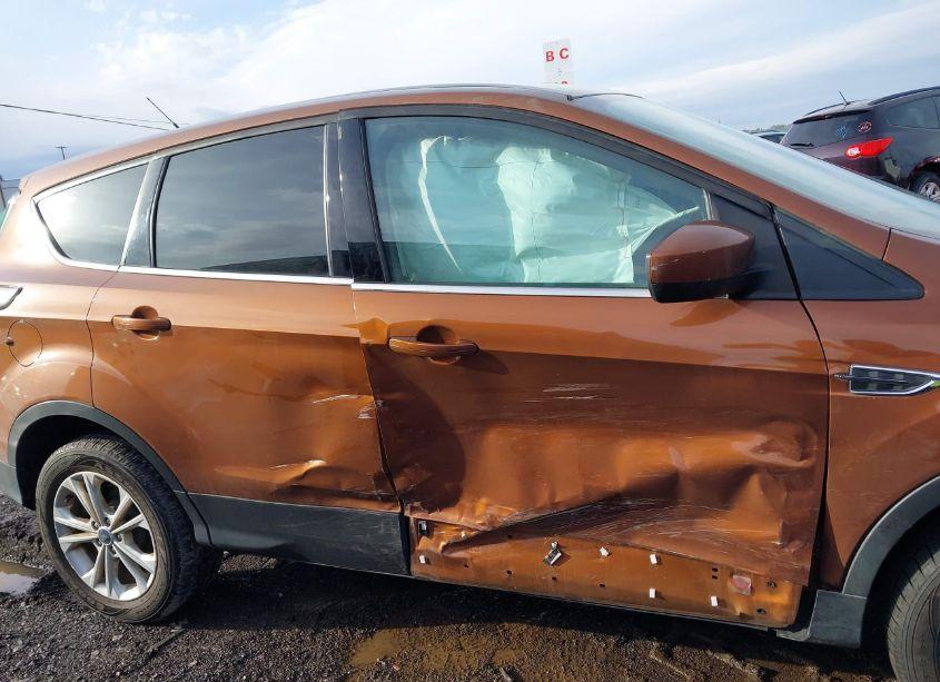 Photo 13 of 2017 Ford Escape SE (VIN 1FMCU9GDXHUA07553)