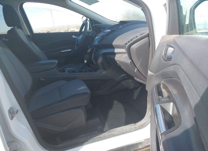 Photo 5 of 2017 Ford Escape SE (VIN 1FMCU9GDXHUA41248)