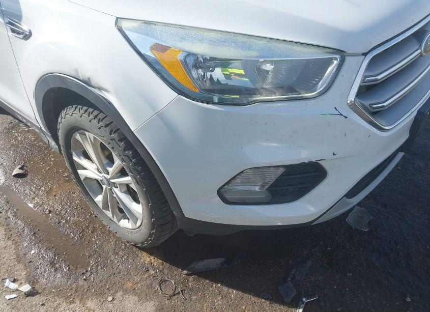 Photo 6 of 2017 Ford Escape SE (VIN 1FMCU9GDXHUA41248)