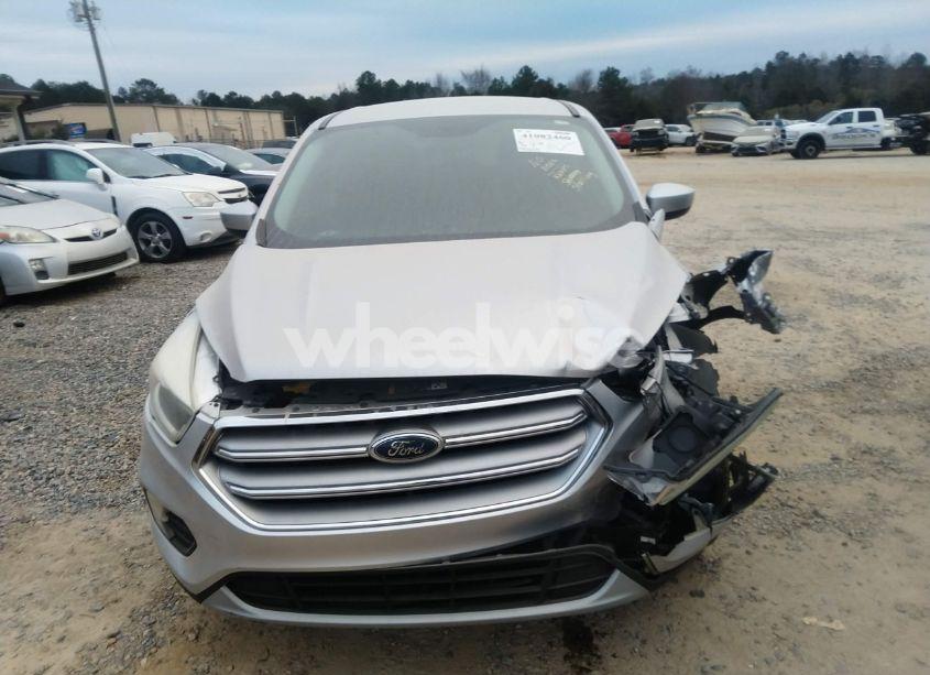 Photo 12 of 2017 Ford Escape SE (VIN 1FMCU9GDXHUA59698)