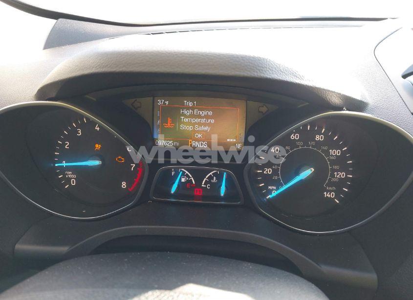 Photo 7 of 2017 Ford Escape SE (VIN 1FMCU9GDXHUA59698)