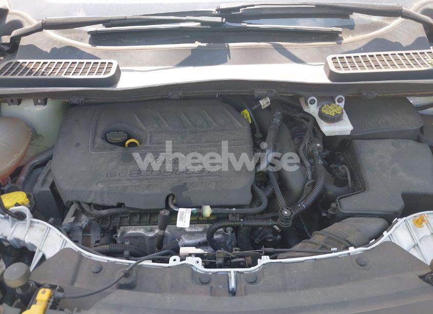 Photo 10 of 2017 Ford Escape SE (VIN 1FMCU9GDXHUA62746)