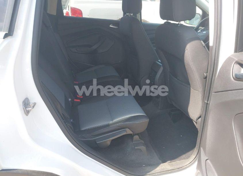 Photo 8 of 2017 Ford Escape SE (VIN 1FMCU9GDXHUA62746)