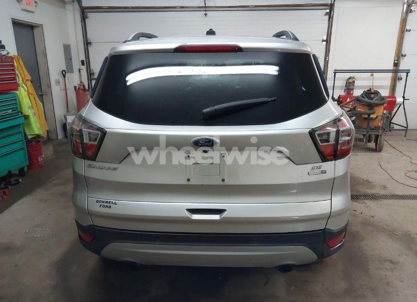 Photo 17 of 2017 Ford Escape SE (VIN 1FMCU9GDXHUA83838)