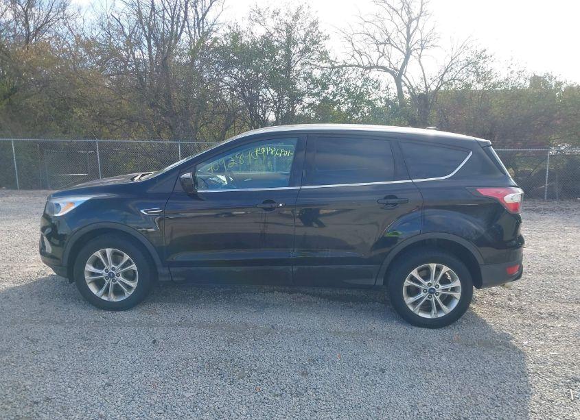 Photo 14 of 2017 Ford Escape SE (VIN 1FMCU9GDXHUA86609)