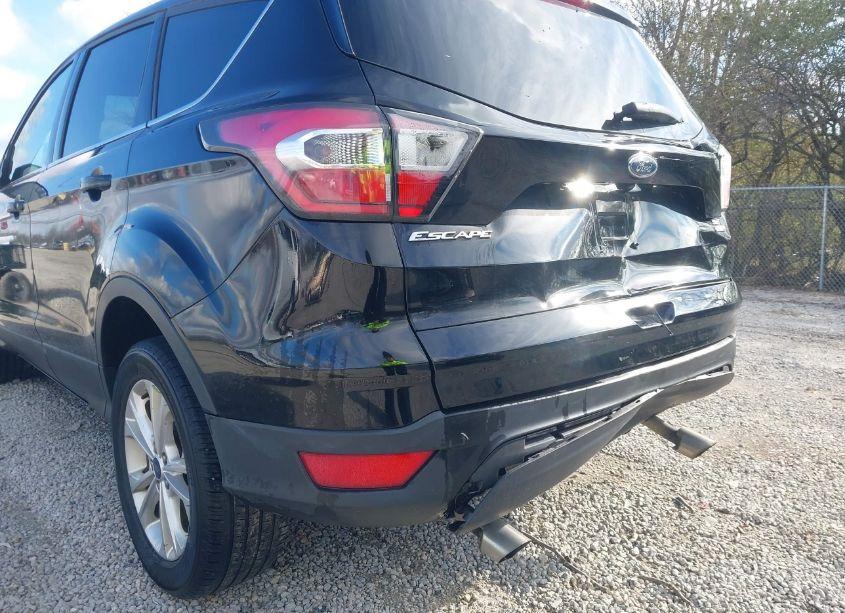Photo 18 of 2017 Ford Escape SE (VIN 1FMCU9GDXHUA86609)