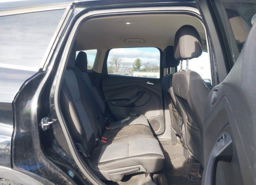 Photo 8 of 2017 Ford Escape SE (VIN 1FMCU9GDXHUA86609)