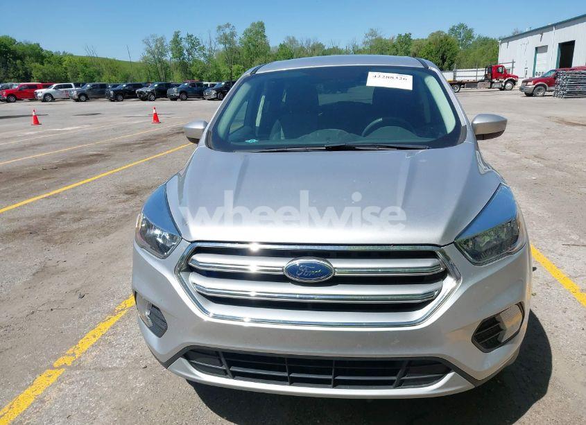 Photo 12 of 2017 Ford Escape SE (VIN 1FMCU9GDXHUB15025)