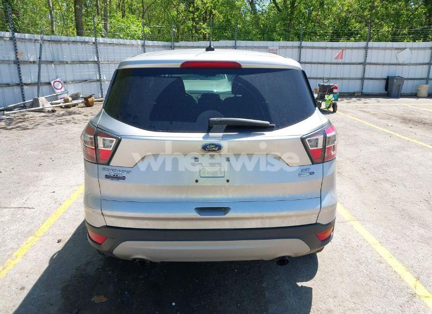 Photo 16 of 2017 Ford Escape SE (VIN 1FMCU9GDXHUB15025)