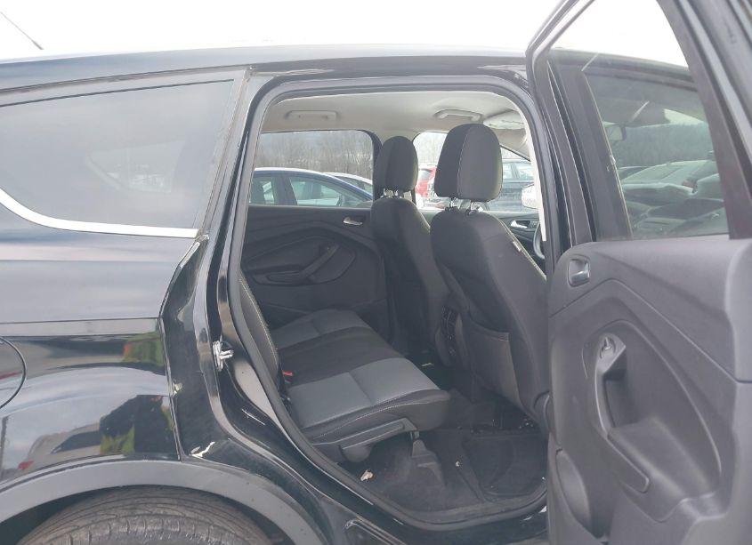 Photo 8 of 2017 Ford Escape SE (VIN 1FMCU9GDXHUB34903)