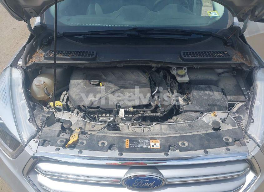 Photo 10 of 2017 Ford Escape SE (VIN 1FMCU9GDXHUC16596)